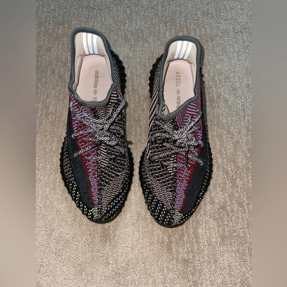 ADIDAS- YEEZY BOOST 350 V2 'YECHEIL NON-REFLECTIVE' size 10.5 (sale excluded) - Picture 15 of 16